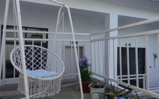 Cloud and river view Garden