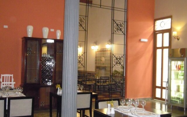 E Rueda Hotel