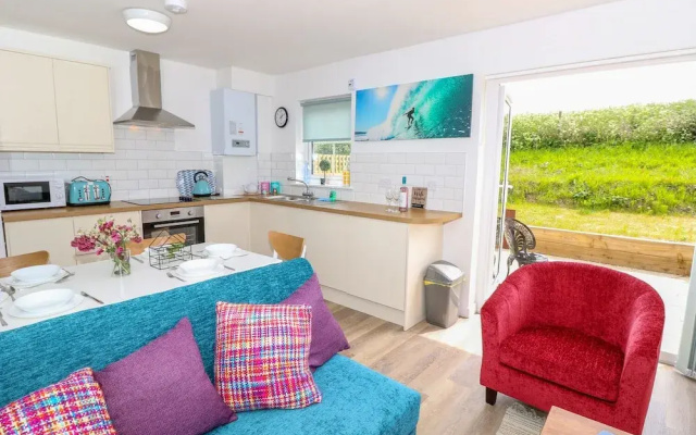5 Yarmouth Cottages