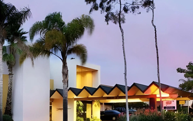 Lemon Tree Inn