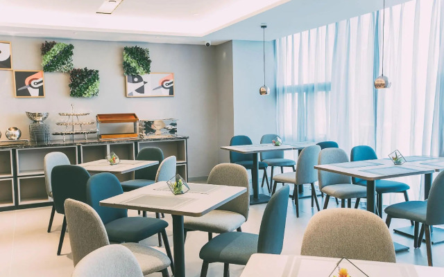 Homeinn Selected Hotel (Yixing Dongjiu Wanda Plaza)