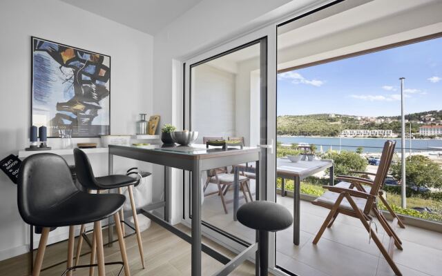 Urban loft next to the beach