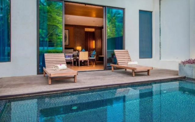 Le Meridien Shimei Bay Beach
