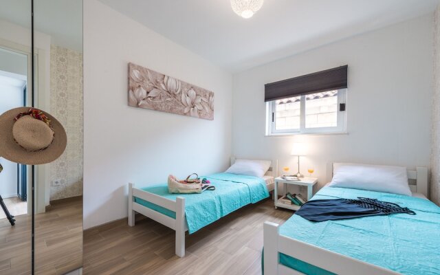 Apartments Maris