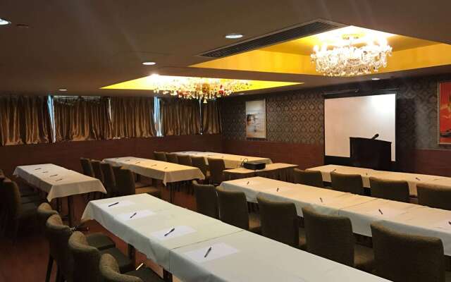 Ramada Grand Tsim Sha Tsui (Former Ramada Hong Kong Grand Tsim Sha Tsui)