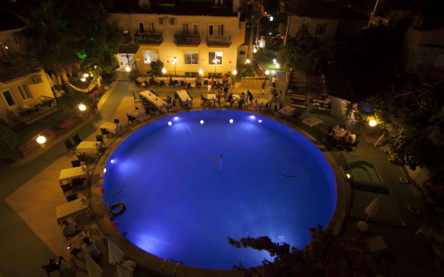 Metin Hotel