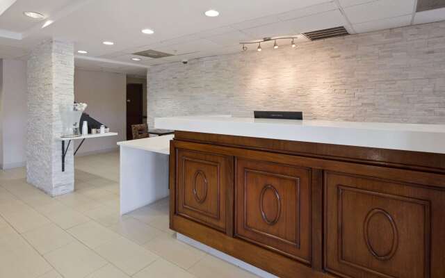 Best Western Plus Huntersville Inn & Suites Near Lake Norman