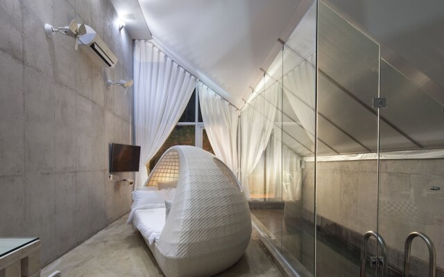 Moken Resort