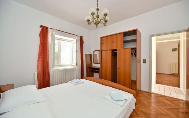 Apartments Zeno