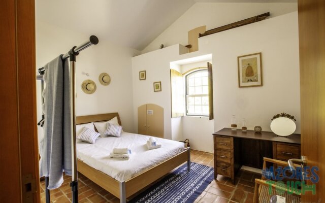 Casa do Merend rio in Biscoitos