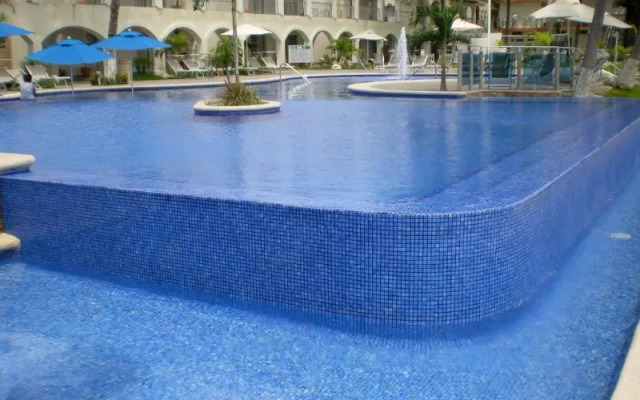 Los Picos Hotel & Suites Bucerias