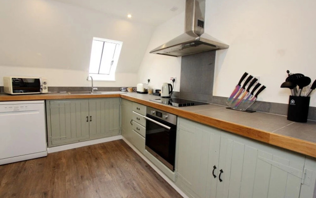 Monkstadt No 9 - Pretenders Escape