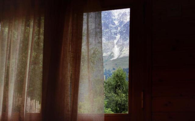 Hotel Ushba Hill