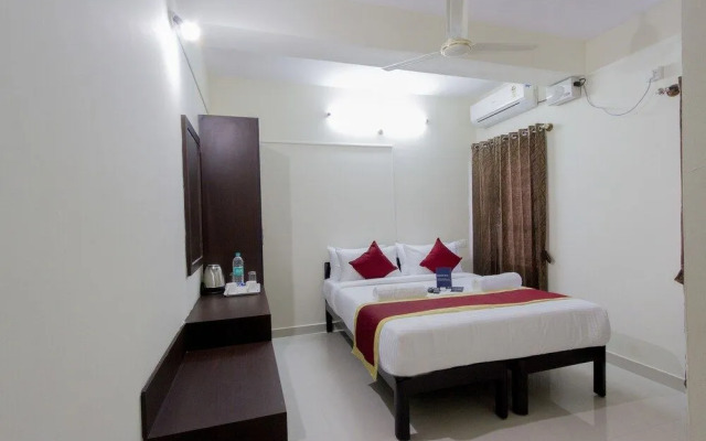 Fabhotel Rms Comforts