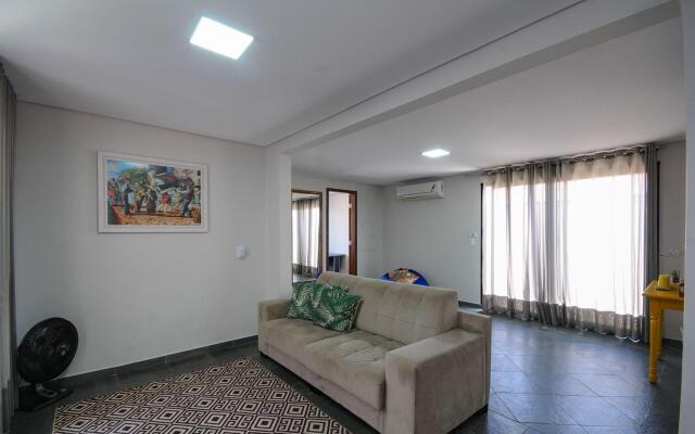 12 Hóspedes - Piscina Àgua Salgada e Área Gourmet