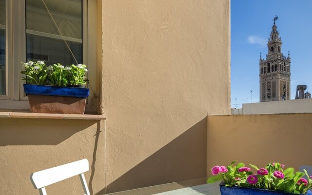 Beautiful 1 Bedroom Apartment With Terrace And Views Atico Florentin Terrace