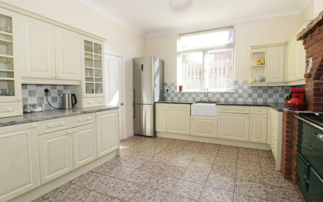 20 Ulwell Road
