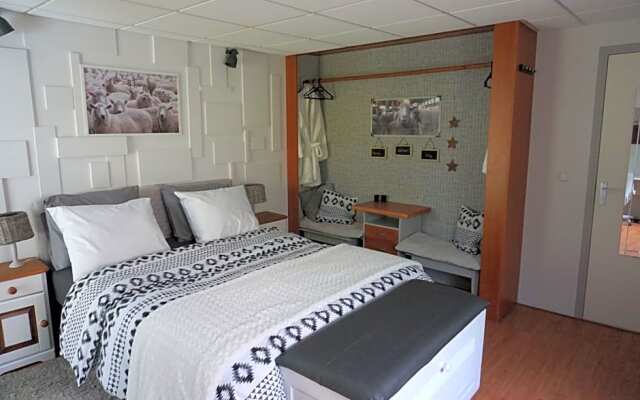 B&B Anlooase