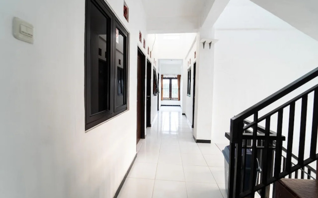 Koolkost Syariah near MRT Lebak Bulus Station