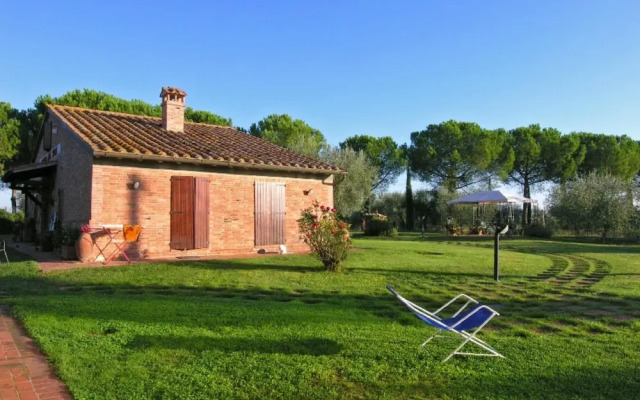 Mustard apt With Shared Pool