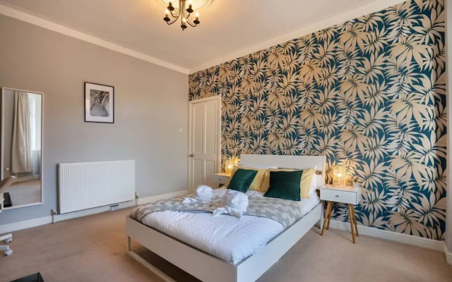 Gateshead-sleeps 6-free Parking