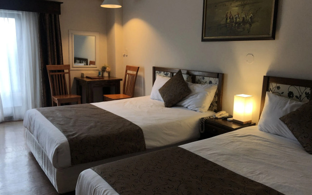 Holiday Saipan Hotel
