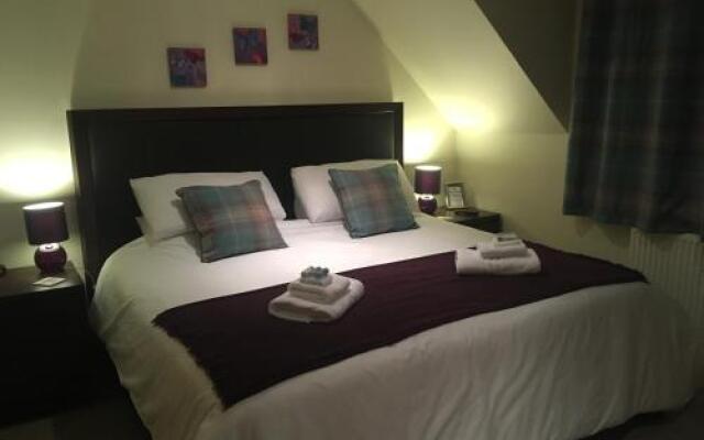 Seafar Guest Rooms