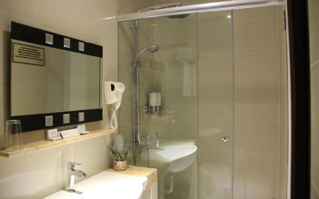 Hotel Victory Bandung