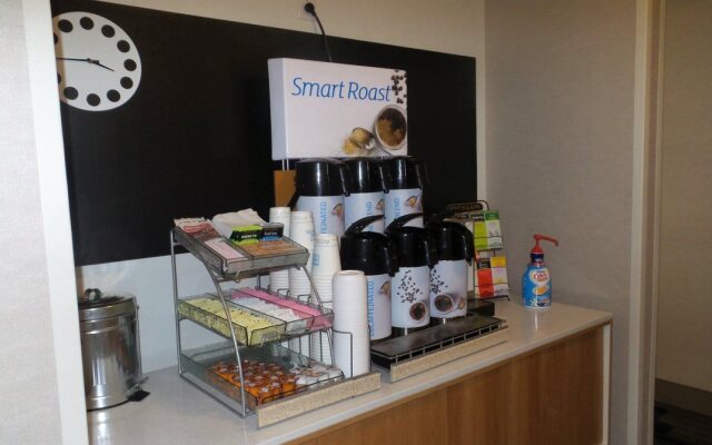 Muncie Place Hotel & Suites