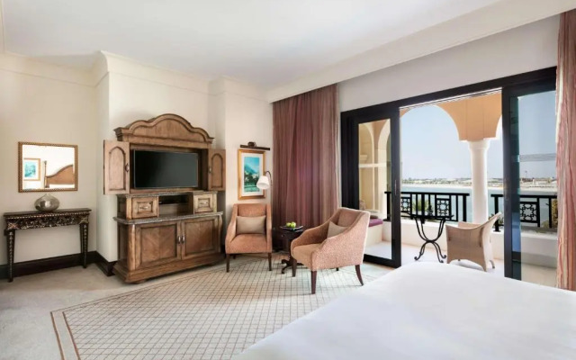 Shangri-La Hotel Apartments Qaryat Al Beri