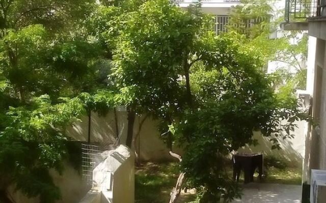 Apartment With one Bedroom in Athina, With Balcony and Wifi