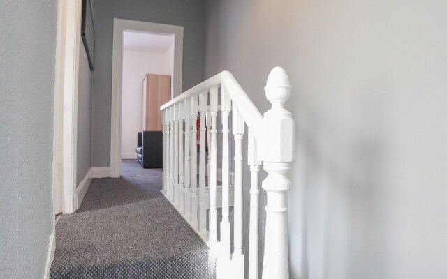 Belfast Budget Donegall Avenue 50