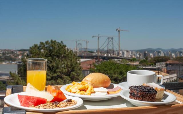 Lumar Hotel