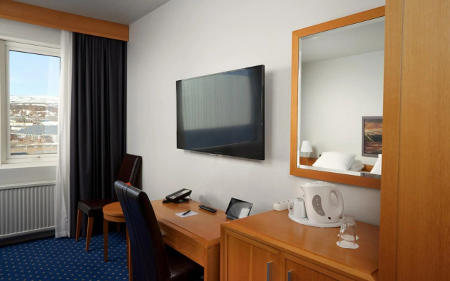 Radisson Resort Miami Beach
