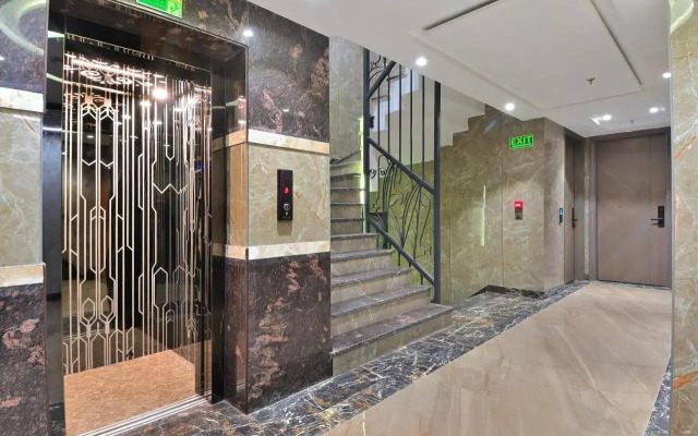 Hotel Uptown - By La Exito Hotels