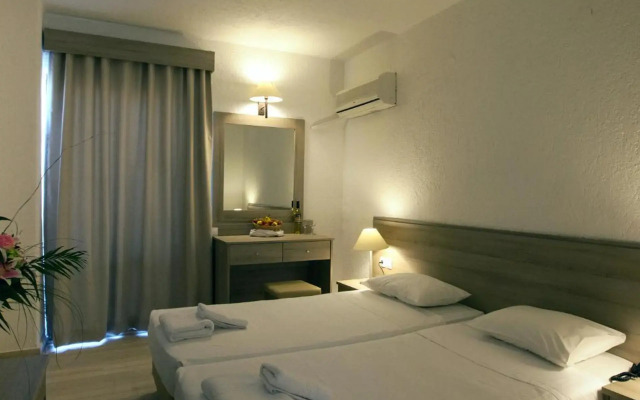Apollon Hotel