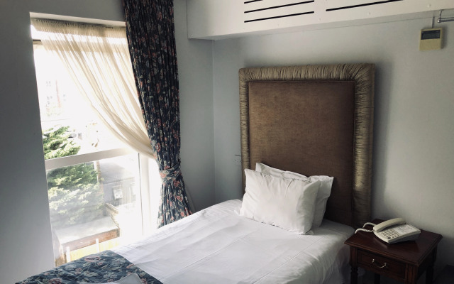My Place Hotel