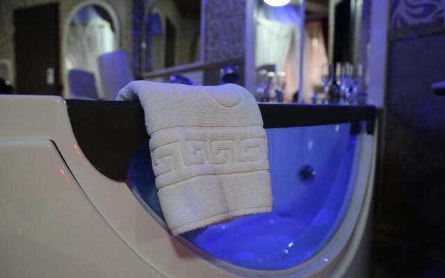 Hotel Boutique Mikaela (Adult Only)