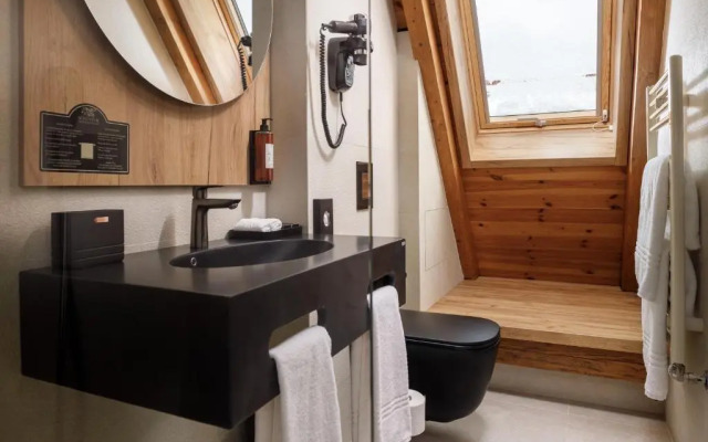Schuster Boarding House