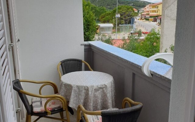 Apartments Ruza-rajska Beach