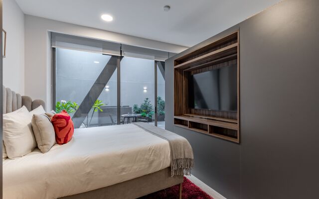 Casai Roma 1 BR Terrace Suite