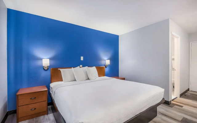 Motel 6 Peoria - East