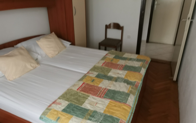 Apartment Ivo - with nice garden: A1 Pag, Island Pag