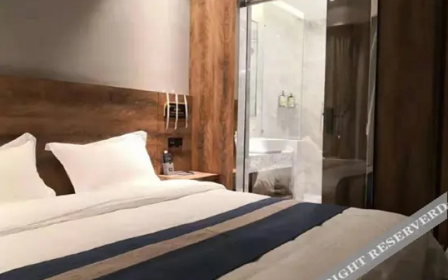 Kangding 360° Impression Hotel