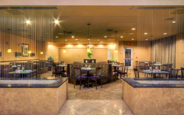 Holiday Inn & Suites Albuquerque-North I-25 by IHG