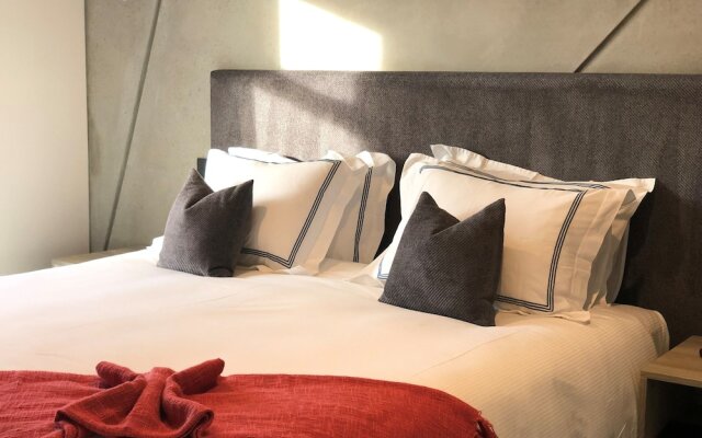 Whitewood Suites Inner City Luxury Apartments