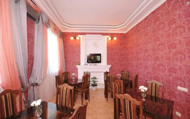 Гостевой Дом на Туманяна