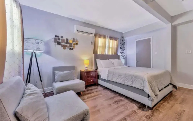 Cozy Suite Full Amenitie s pet Friendly