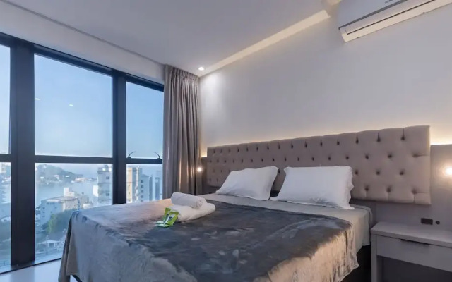 MHFA Studios em Prédio Luxuoso Vista Mar