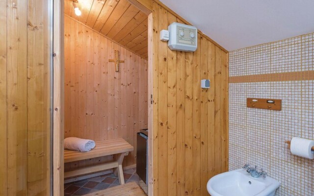 Stunning Home in Prigradica With Sauna, Wifi and 5 Bedrooms